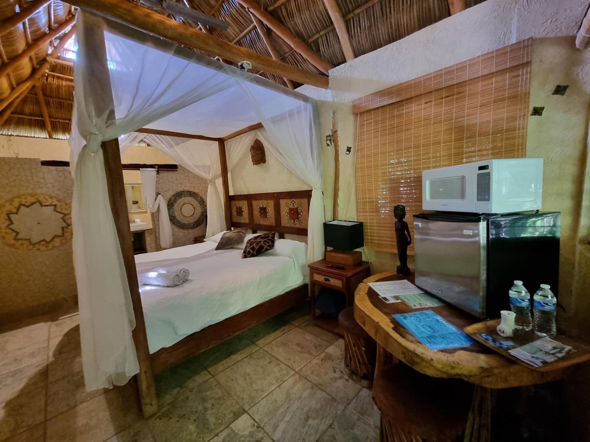Eco Hotel Tahawi Ajijic Ngoại thất bức ảnh