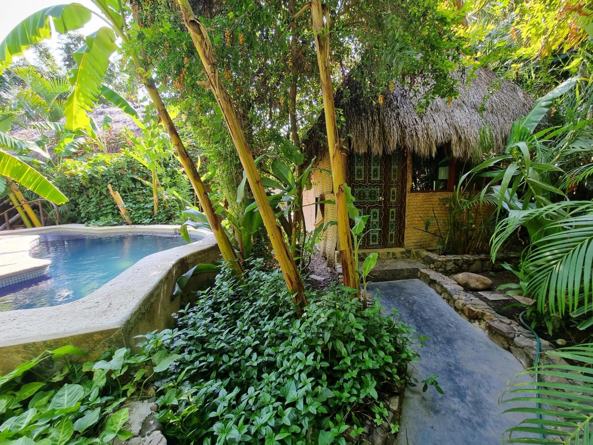 Eco Hotel Tahawi Ajijic Ngoại thất bức ảnh