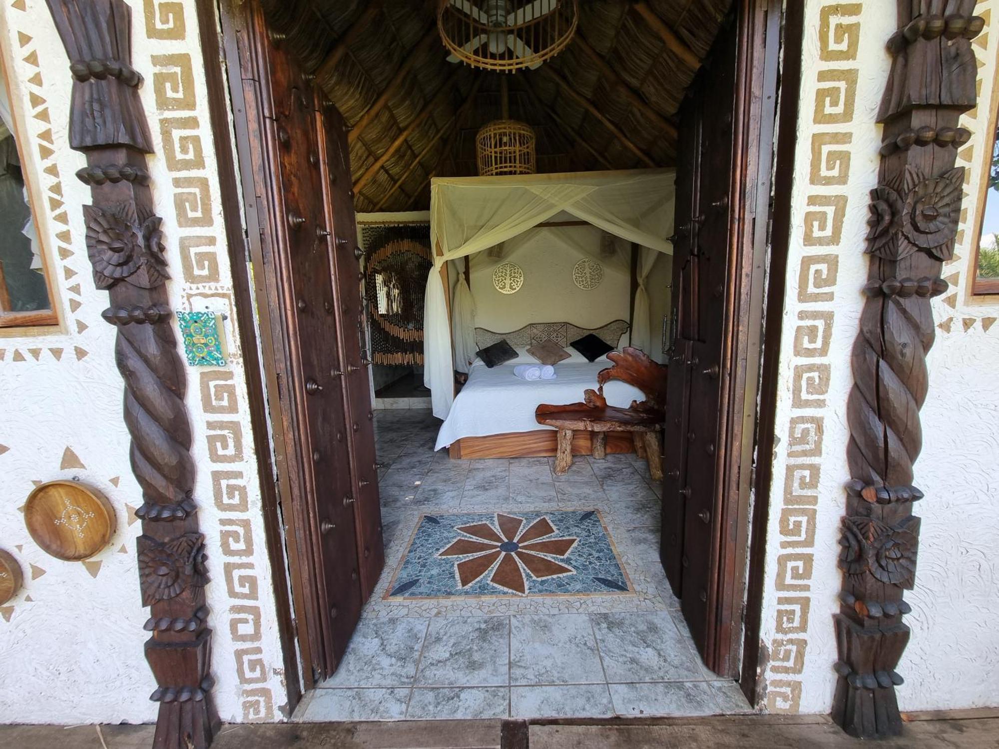 Eco Hotel Tahawi Ajijic Ngoại thất bức ảnh